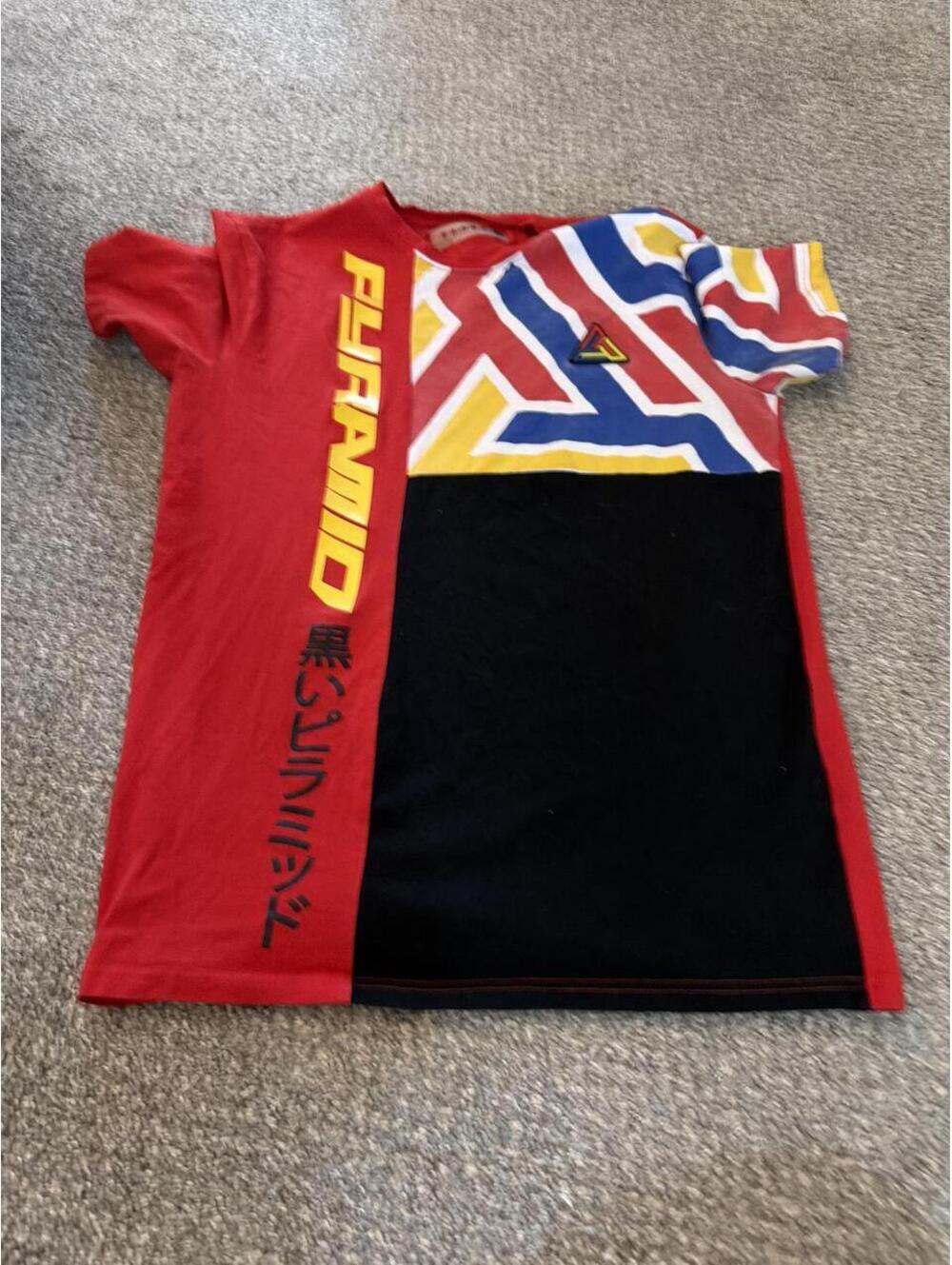 Black Pyramid Men's Multi and Red Tshirt